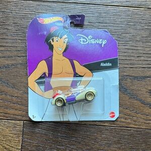 Disney Aladdin Hot Wheels Car - Purple and Cream